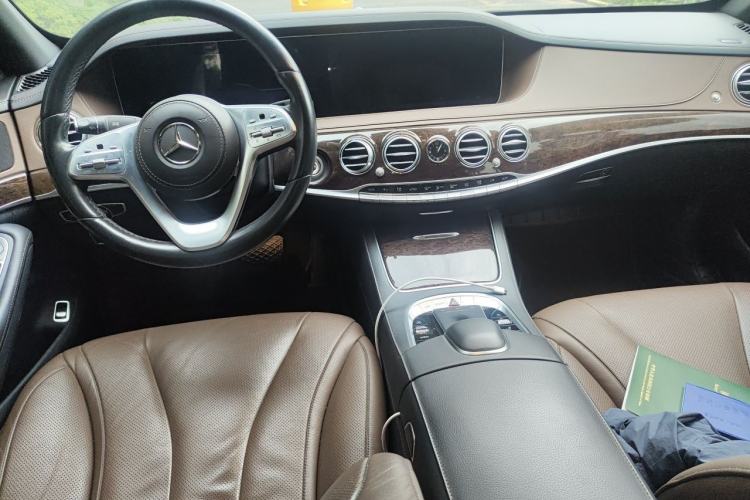 Used Mercedes-Benz S-Class 2019 S 320 L Prestige Edition Center Console