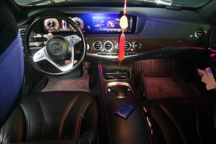 Used Mercedes-Benz S-Class 2019 S 320 L Center Console