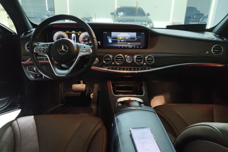 Used Mercedes-Benz S-Class 2019 S 320 L Prestige Edition Center Console