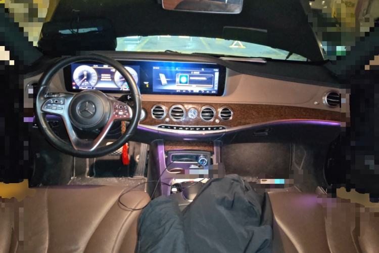 Used Mercedes-Benz S-Class 2019 S 320 L Center Console