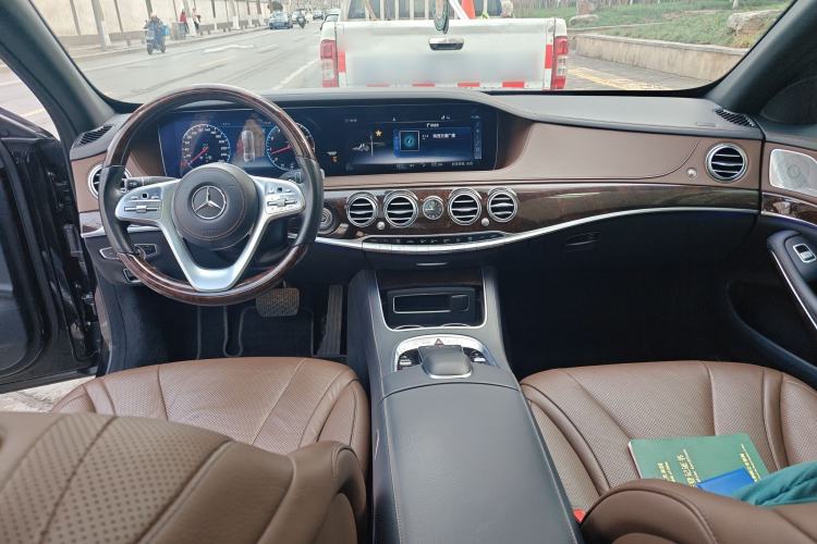 Used Mercedes-Benz S-Class 2019 S 350 L Luxury Edition Prestige Edition Center Console
