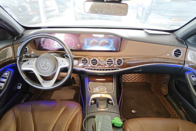 Used Mercedes-Benz S-Class 2019 S 320 L Prestige Edition Center Console