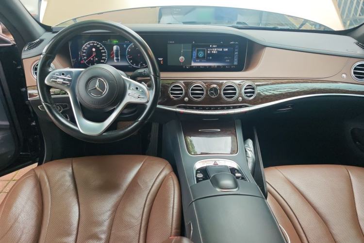 Used Mercedes-Benz S-Class 2019 S 320 L Center Console