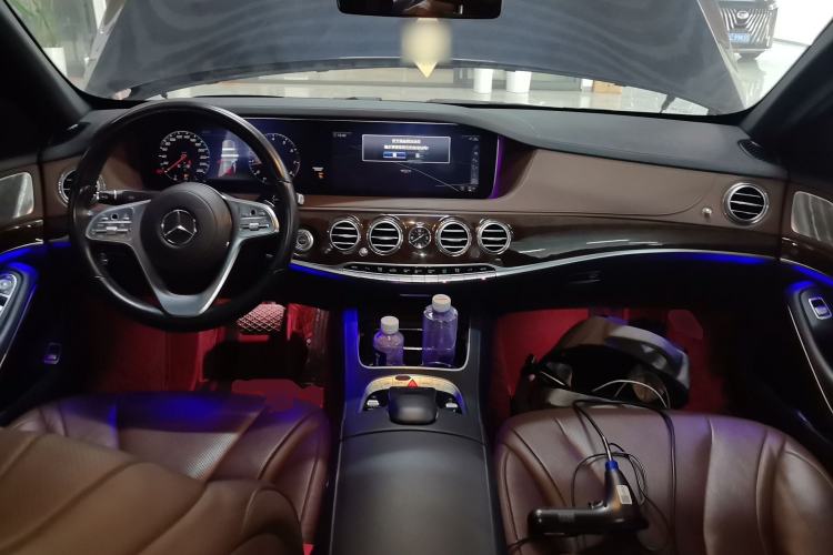 Used Mercedes-Benz S-Class 2019 S 450 L Center Console