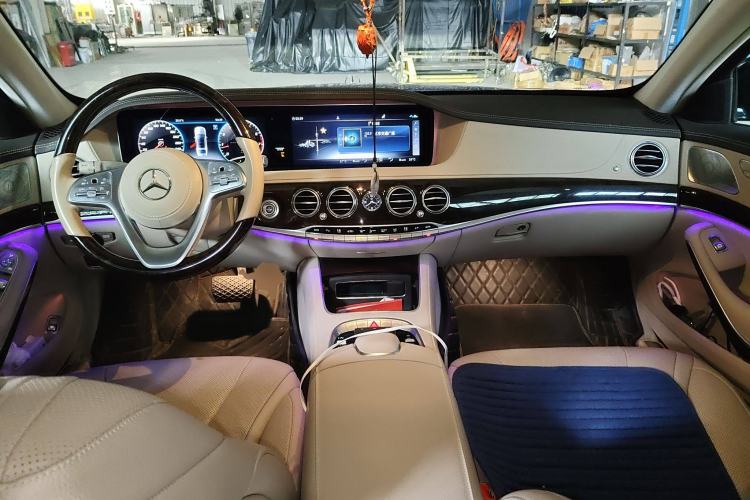 Used Mercedes-Benz S-Class 2019 S 350 L Luxury Edition Prestige Edition Center Console