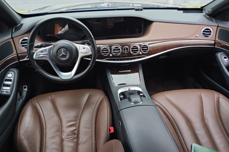 Used Mercedes-Benz S-Class 2019 S 320 L Center Console