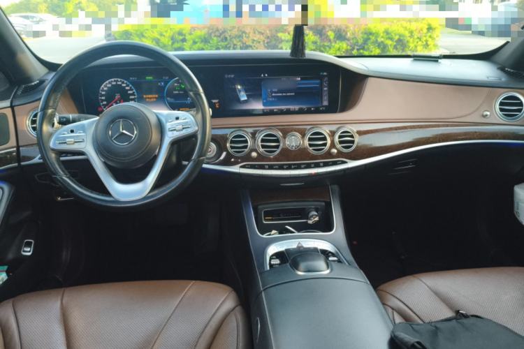 Used Mercedes-Benz S-Class 2019 S 320 L Center Console