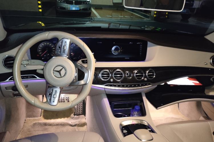 Used Mercedes-Benz S-Class 2019 S 450 L 4MATIC Center Console