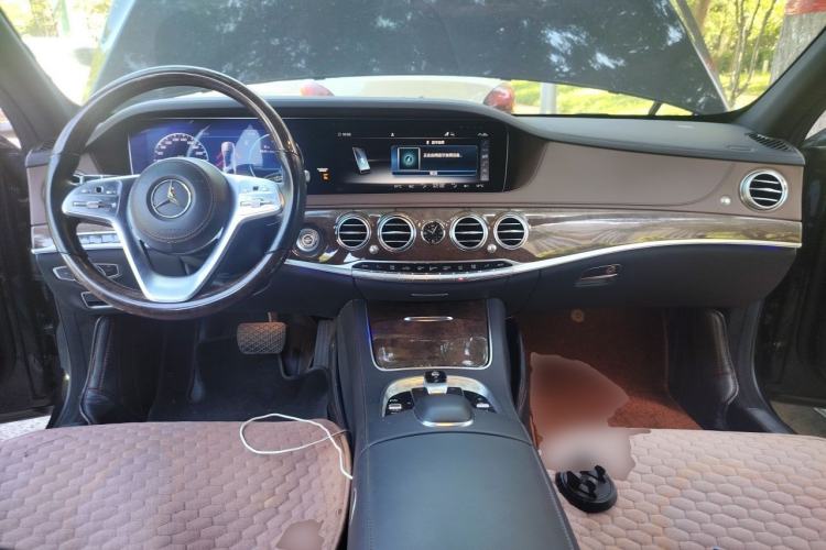 Used Mercedes-Benz S-Class 2019 S 350 L Executive Edition Center Console