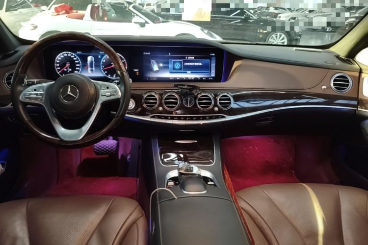 Used Mercedes-Benz S-Class 2019 S 350 L Executive Edition Center Console