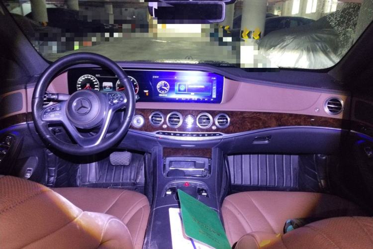 Used Mercedes-Benz S-Class 2019 S 350 L Executive Edition Center Console