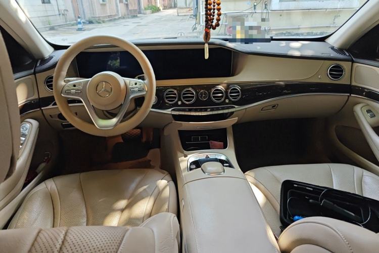Used Mercedes-Benz S-Class 2019 S 320 L Center Console