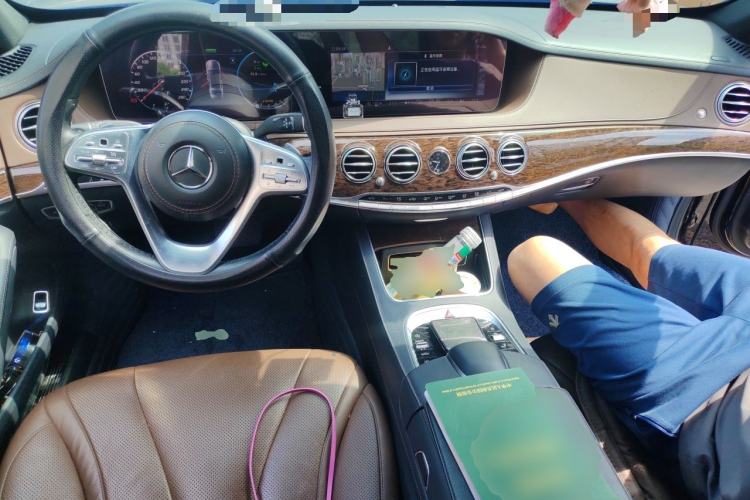 Used Mercedes-Benz S-Class 2019 S 320 L Center Console