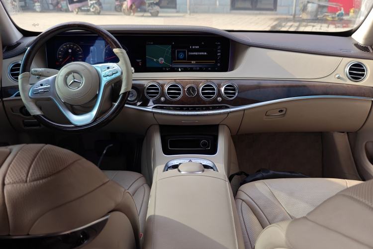 Used Mercedes-Benz S-Class 2019 S 350 L Luxury Edition Prestige Edition Center Console
