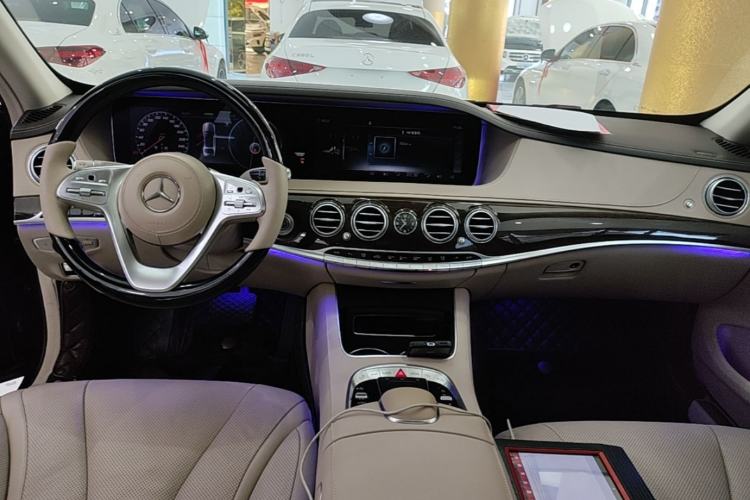 Used Mercedes-Benz S-Class 2019 S 320 L Prestige Edition Center Console