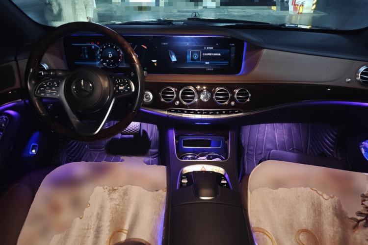 Used Mercedes-Benz S-Class 2019 S 350 L Executive Edition Center Console