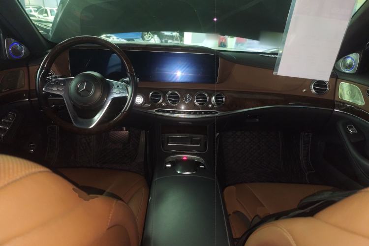 Used Mercedes-Benz S-Class 2019 S 350 L Executive Edition Center Console