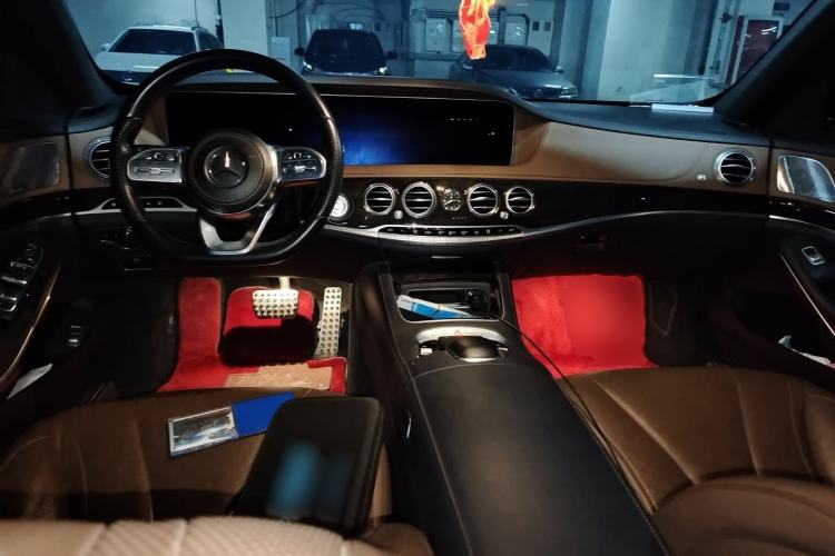 Used Mercedes-Benz S-Class  Center Console