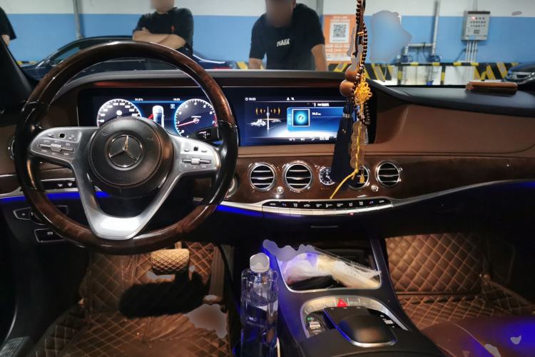 Used Mercedes-Benz S-Class 2019 S 350 L Luxury Edition Prestige Edition Center Console