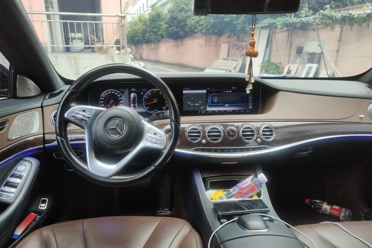 Used Mercedes-Benz S-Class 2019 S 320 L Center Console