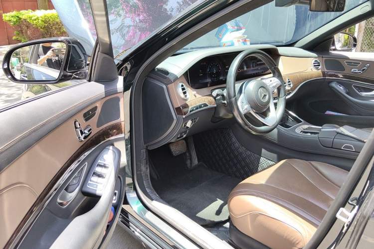 Used Mercedes-Benz S-Class 2019 S 320 L Driver Seat
