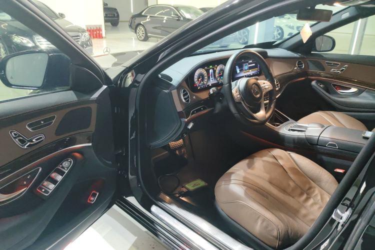 Used Mercedes-Benz S-Class 2019 S 320 L Prestige Edition Driver Seat