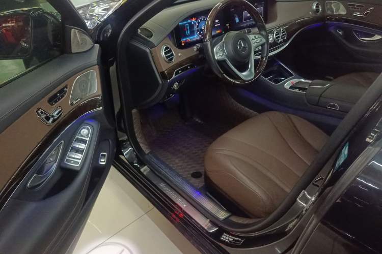 Used Mercedes-Benz S-Class 2019 S 350 L Prestige Model Ultimate Collection Driver Seat