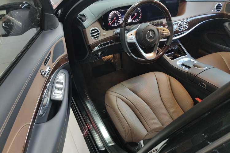 Used Mercedes-Benz S-Class 2019 S 350 L Executive Edition Driver Seat
