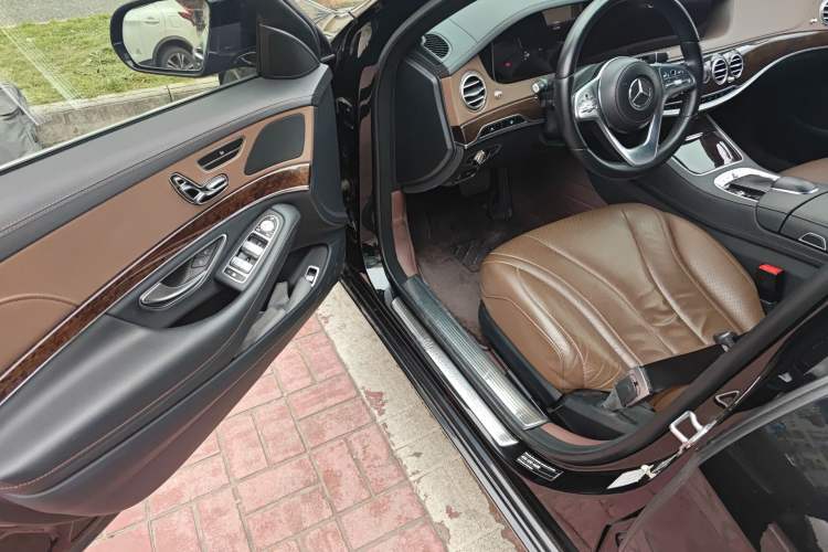 Used Mercedes-Benz S-Class 2019 S 320 L Driver Seat