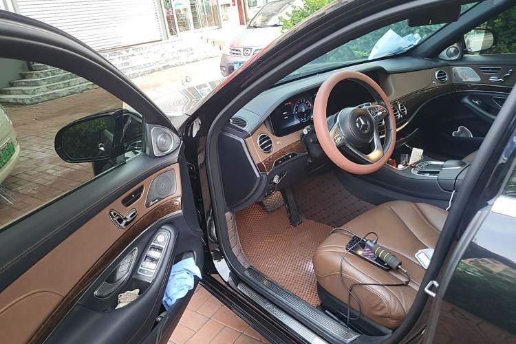 Used Mercedes-Benz S-Class 2019 S 320 L Driver Seat