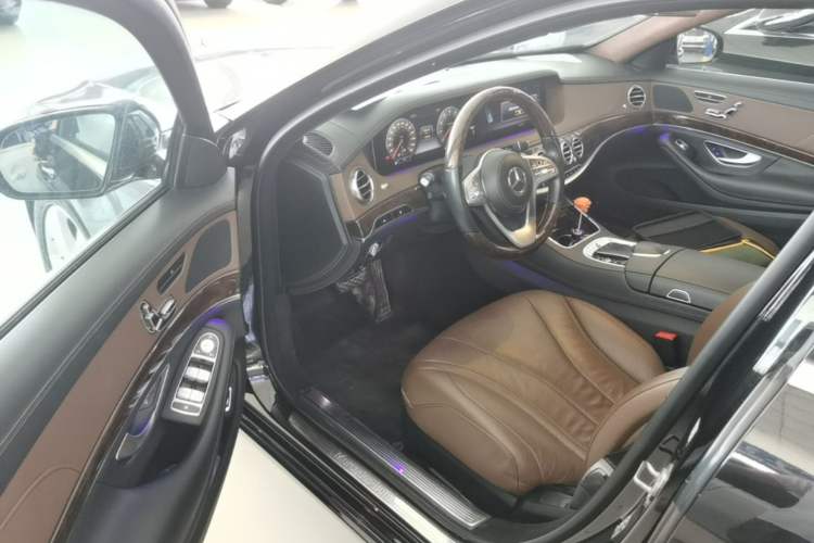 Used Mercedes-Benz S-Class 2019 S 350 L Executive Edition Driver Seat