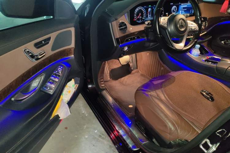Used Mercedes-Benz S-Class 2019 S 320 L Driver Seat