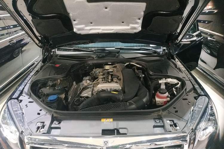 Used Mercedes-Benz S-Class 2019 S 320 L Prestige Edition Engine Bay