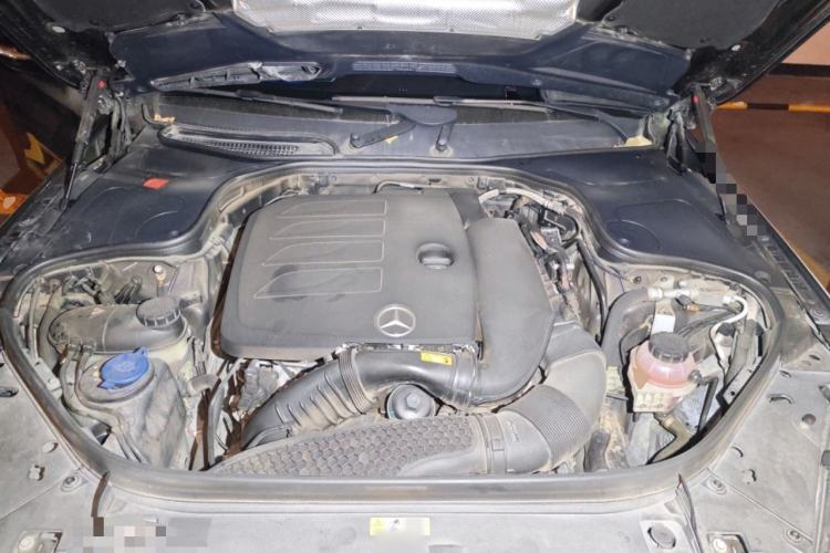 Used Mercedes-Benz S-Class 2019 S 320 L Engine Bay