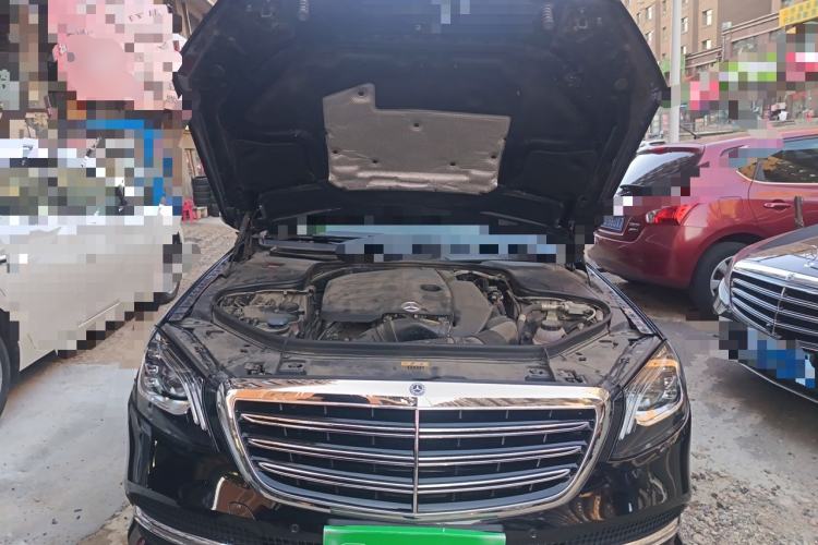 Used Mercedes-Benz S-Class 2019 S 320 L Engine Bay
