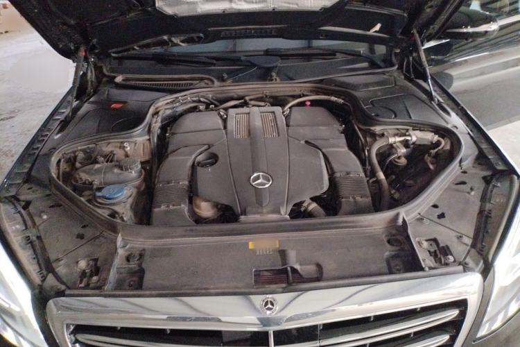 Used Mercedes-Benz S-Class 2019 S 450 L 4MATIC Engine Bay