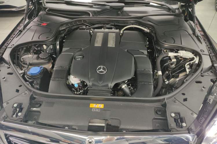 Used Mercedes-Benz S-Class 2019 S 350 L Executive Edition Engine Bay