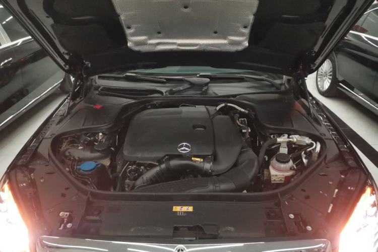 Used Mercedes-Benz S-Class 2019 S 320 L Engine Bay