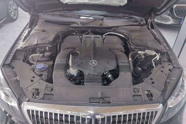 Used Mercedes-Benz S-Class 2019 S 450 L Engine Bay