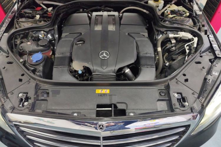 Used Mercedes-Benz S-Class 2019 S 350 L Executive Edition Engine Bay