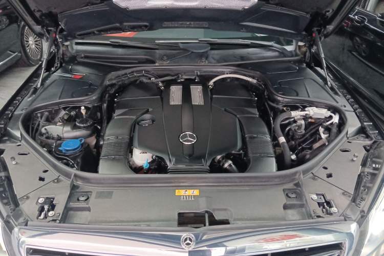 Used Mercedes-Benz S-Class 2019 S 350 L Executive Edition Engine Bay