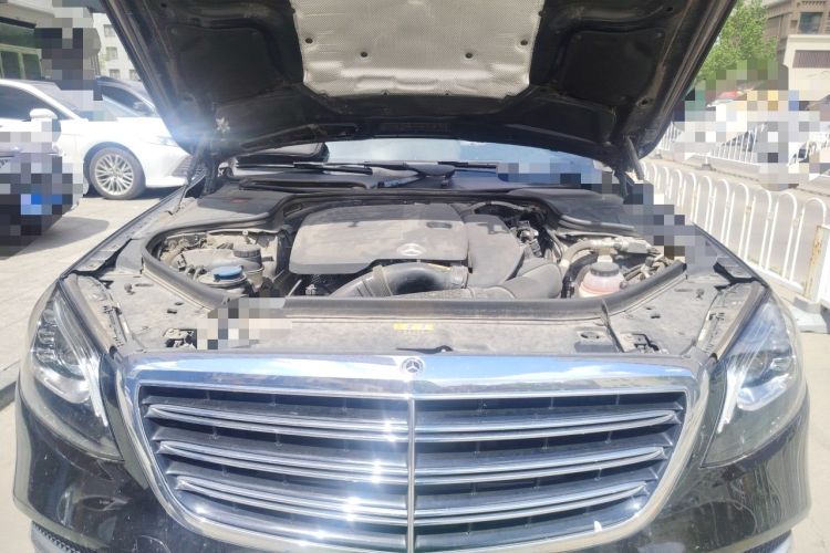 Used Mercedes-Benz S-Class 2019 S 320 L Engine Bay