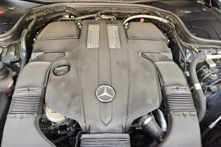 Used Mercedes-Benz S-Class 2019 S 450 L 4MATIC Engine Bay
