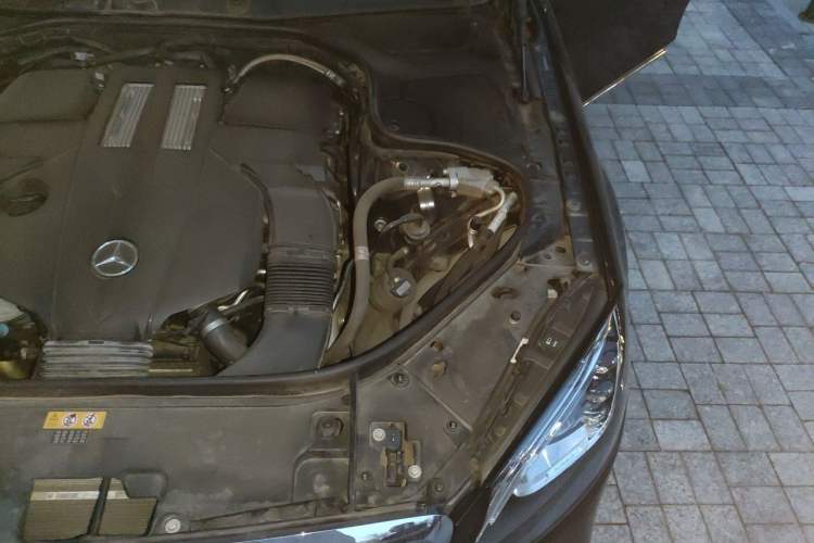 Used Mercedes-Benz S-Class 2019 S 350 L Prestige Model Ultimate Collection Engine Bay Left