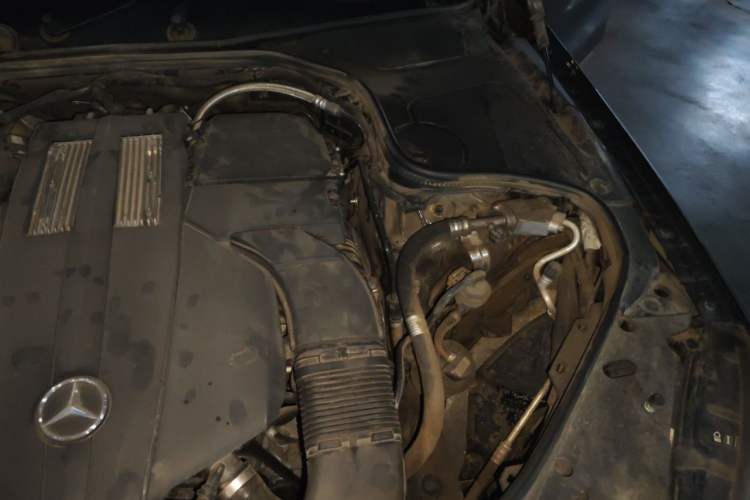 Used Mercedes-Benz S-Class 2019 S 350 L Executive Edition Engine Bay Left