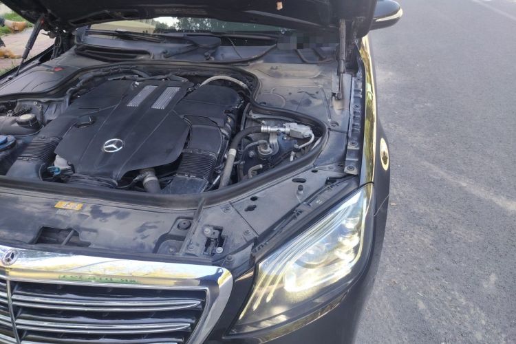 Used Mercedes-Benz S-Class 2019 S 350 L Executive Edition Engine Bay Left