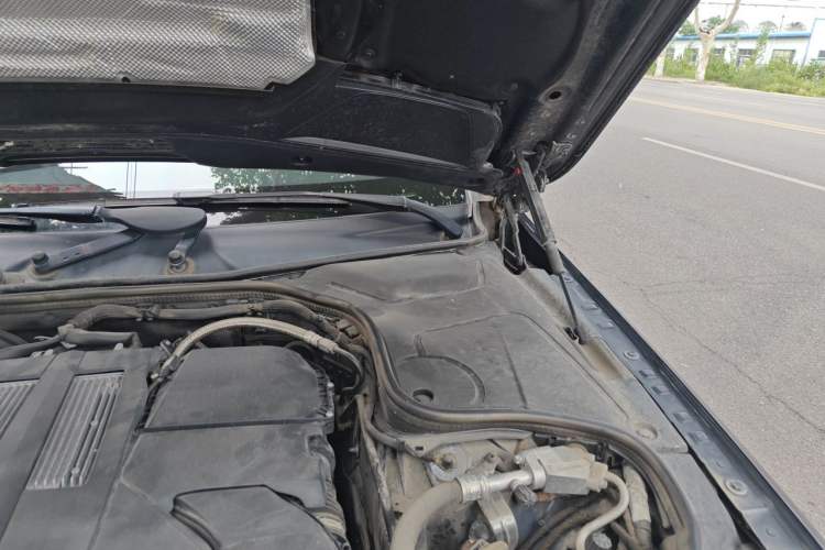 Used Mercedes-Benz S-Class 2019 S 350 L Prestige Model Ultimate Collection Engine Bay Left
