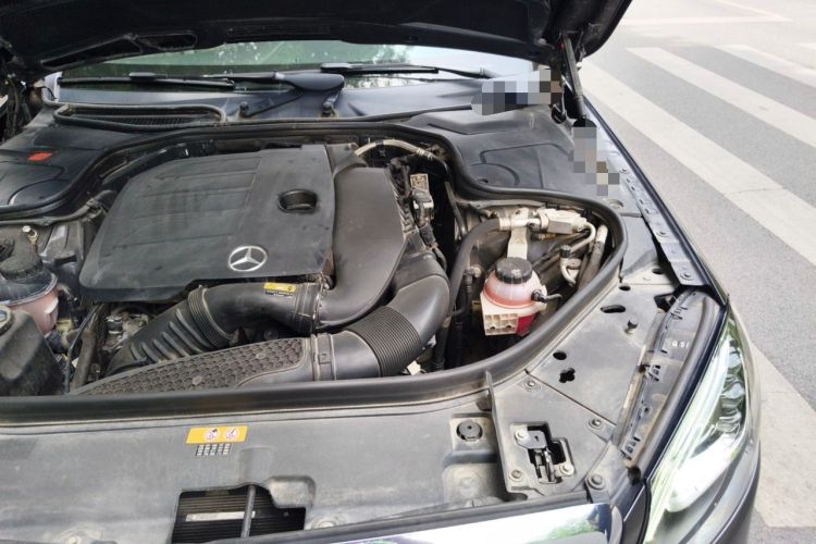 Used Mercedes-Benz S-Class 2019 S 320 L Engine Bay Left