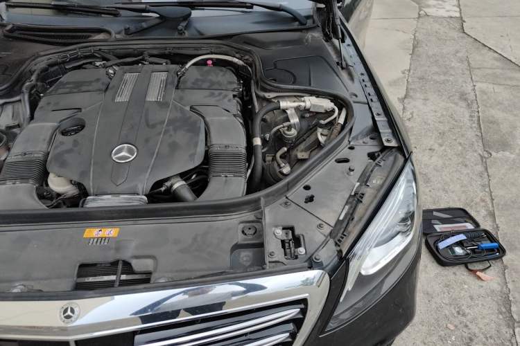 Used Mercedes-Benz S-Class 2019 S 450 L 4MATIC Engine Bay Left