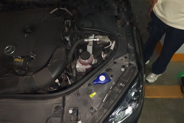 Used Mercedes-Benz S-Class 2019 S 320 L Engine Bay Left